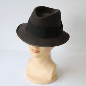 1950s Grodins felted wool vintage hat